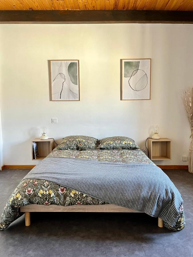 Studio De Charme Au Coeur De Valréas Cameră foto
